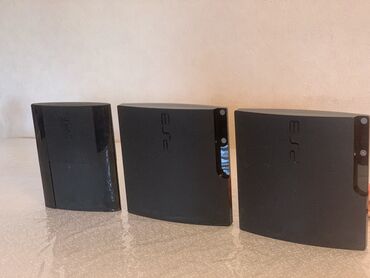 PS3 (Sony PlayStation 3): В наличии приставки PS3 500гб прошитые, установлены выше 30 игр, в