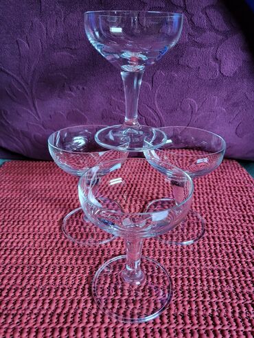 Čaše: Case nove za zastoko pice iz 70ih. god. Zapadna Nemacka. tanje — 6