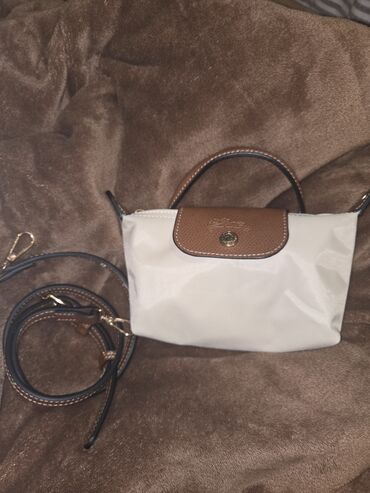 быть может духи в баку: Сумка на плечо, Б/у at lalafo.az быть может духи в баку: Сумка на плечо, Б/у