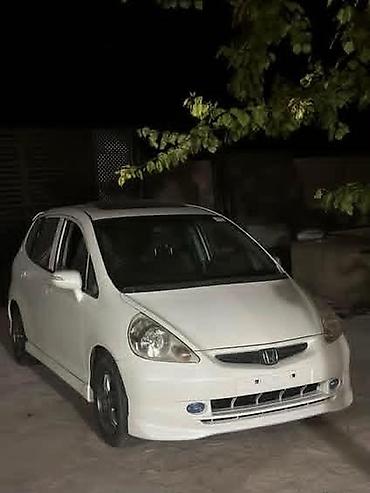 e6 3: Honda Fit: 2002 г., 1.3 л, Автомат, Газ, Седан — 1
