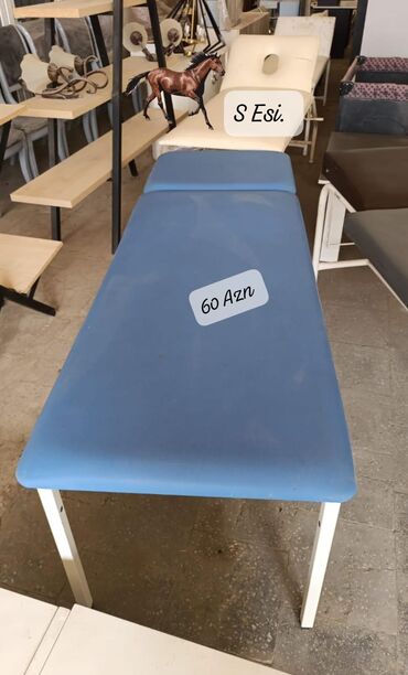 salon ucun aboylar: Kuwetka satilir mavi reng olan. *Qiymeti 60 Azn* Unvan hovsan