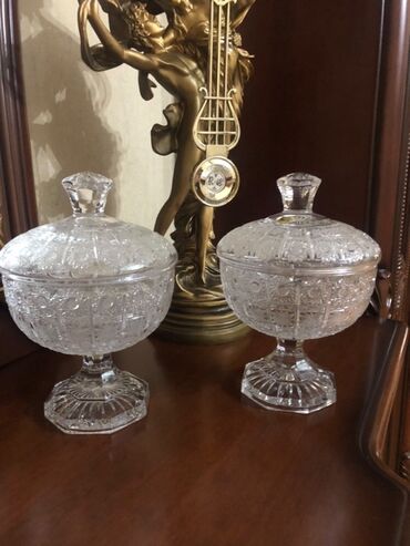 Qonaq otağı dəstləri: İşlənmiş, Jurnal masası, Komod, Masa və oturacaqlar, Kredit yoxdur, Malayziya — 12