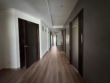 Аренда офисов: Аренда офисов, 175 м², В жилом комплексе, 1 линия — 6