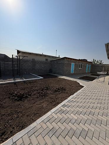 Продажа коттеджей и домов: 4 комнаты, 120 м², 4 соток, Бишкек, Ак-Ордо 3 ж/м Агентство недвижимости — 2