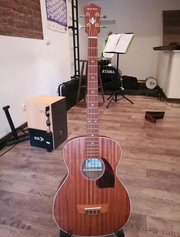 Gitaralar: Bas gitara, 4 sim