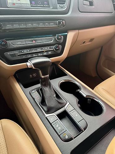 Kia: Kia Carnival: 2019 г. — 16