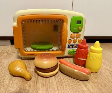 igračke za dečake: Igracka toster na baterije Kvalitetna i lepo ocuvana igracka. Kada se