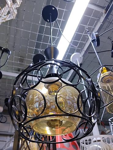 Подвесной светильник в современном стиле - Конструкция: металлический