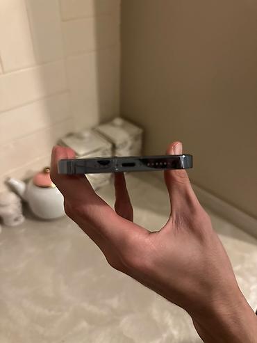Apple iPhone: IPhone 13 Pro Max, 128 GB, Graphite, Face ID — 11