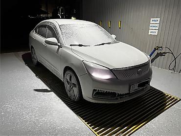 Dongfeng: Dongfeng : 2021 г., Автомат, Электромобиль, Седан — 7