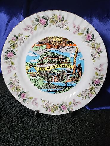 Ostali kućni dekor: Tanjir nov za na zid kostani kineski porcelna Japan iz 70ih.god — 1