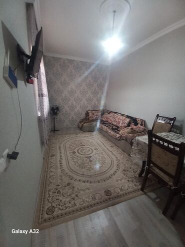 memar ecemi ev: 2 otaqlı, 1 kv. m, Yeni təmirli