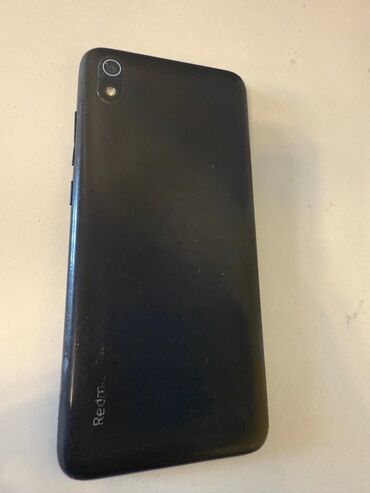 срочно продаю нужны деньги очень срочно: Redmi, Redmi 7A, Б/у, 32 ГБ, цвет - Черный, 2 SIM