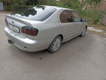 ниссан примера двигатель: Автомобиль Nissan Primera P11, седан, серебристого цвета, оснащенный