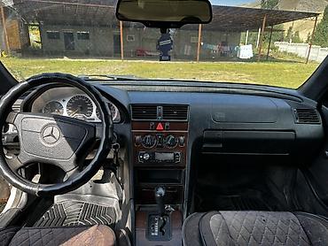 мерс 124 2 2 об: Mercedes-Benz — салон и интерьер - Классическая передняя панель с — 2