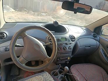 авто ярис: Toyota Yaris: 2003 г., Механика, Бензин, Хэтчбэк — 4
