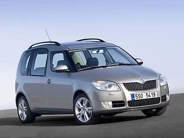 auto plac sirena: DELOVI ZA ŠKODA ROOMSTER | Kompletan auto u delovima - Škoda — 1