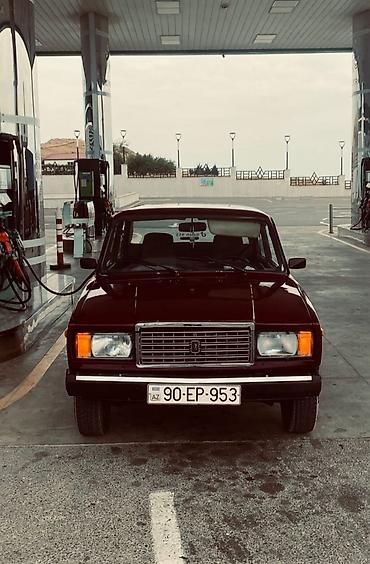 avto zapchasti: VAZ 2107 sedan - Gövdə tipi: 4 qapılı sedan - Rəng: tünd bordo (şərab — 1