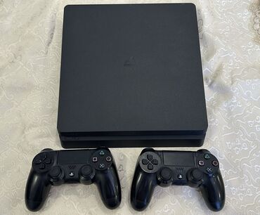 oyun konsolları ps4: Playstation 4Slim 1TB.Satılır təcili.Real alıcıya endirim