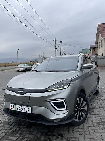 JAC: JAC : 2021 г., Электромобиль, Кроссовер — 2