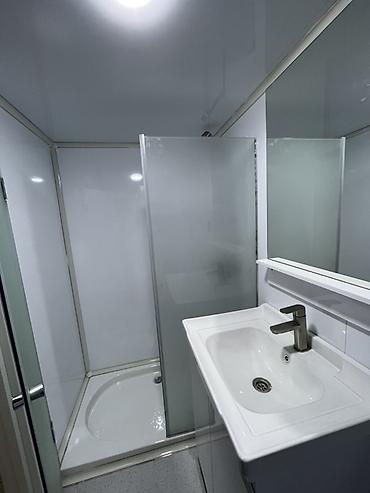 Konteynerlər: Modul tipli mobil ev – “tiny house” Xüsusiyyətlər: - Daşınan — 8