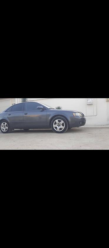 bmw e 38: Audi A4 sedan – tünd boz rəng, 4 qapı, 5 yerlik. B6 kuzov dizaynı — 7