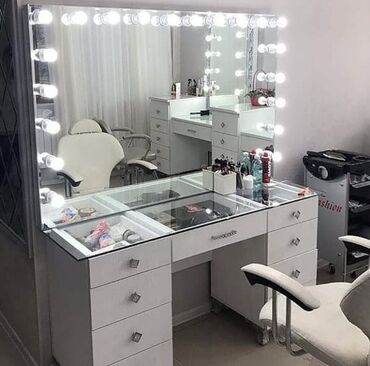 salon güzgüləri: Новый, Стол для макияжа, С зеркалом