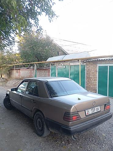 mersedes 124: Mercedes-Benz W124: 1988 г., 2.3 л, Механика, Бензин, Седан — 2