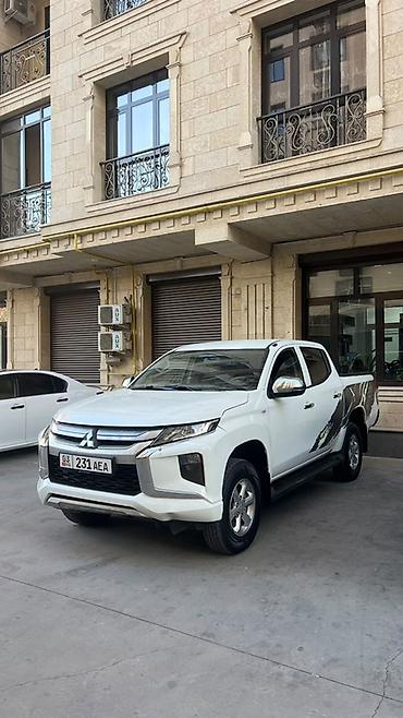 бензонасос митсубиси спейс стар: Mitsubishi L200: 2023 г., 2.5 л, Механика, Бензин, Пикап — 1