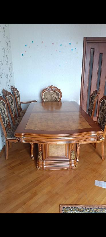 bedroom: Qonaq otağı üçün, İşlənmiş, Dördbucaq masa, 8 stul — 1