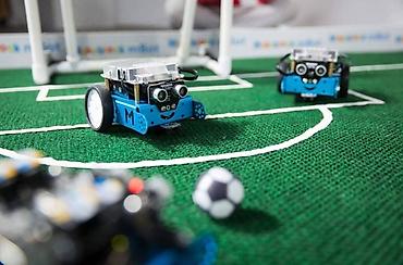robot konstruktorları: MakeBlock mBot Bluetooth Dəsti v1.2 – Mavi Çoxşaxəli robotik və — 2