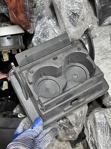 подлокотник спада: Подстаканники выдвижные для автомобиля - Встроенный блок на два — 2