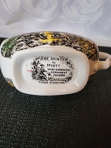stari dzepni sat: Sosijera The Hunter Myott engleska iz 1982 godine. Sosijera visebojna — 9