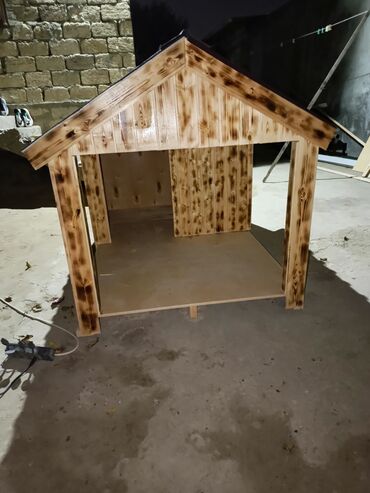 Yuvalar: Taxta it evi (yığılma mərhələsində) - Material: qalın kontrplak və — 6