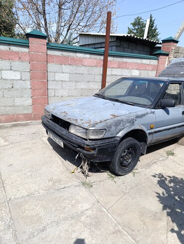 toyota jeep: Toyota Corolla: 2 л, Механика, Дизель