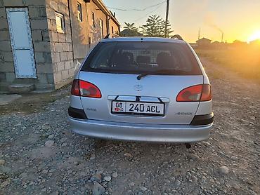 moning: Toyota Avensis: 2000 г., 1.6 л, Механика, Бензин, Универсал — 4