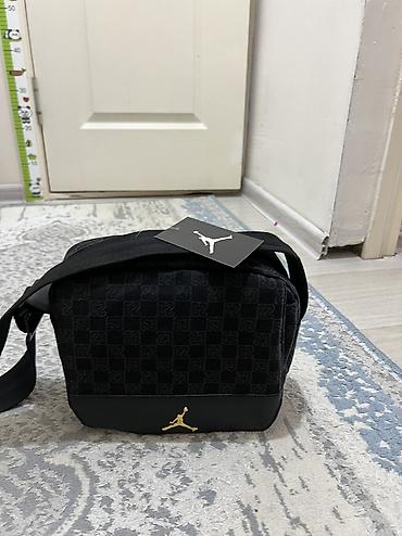 Барсетки: Продаю барестку JORDAN MONOGRAM новая только приехала из россии — 1