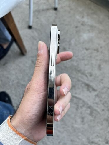 IPhone 14 Pro, 128 GB, Qızılı, Face ID