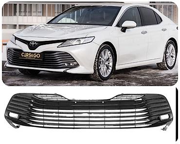 Решётка переднего бампера для Toyota Camry XV70 (рестайлинг до 2021