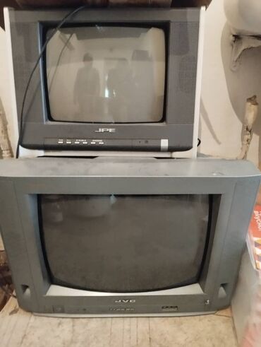сломанный телевизор: Продаю б/у телевизоры, цветной и ч/б. Цена по 1000с за каждый