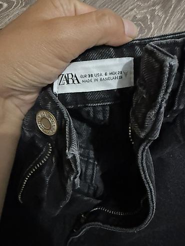 шорты zara: Джинсовые шорты ZARA .в очень хорошем состоянии .второй новый . Вместе — 3