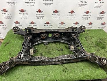 1ur: Подрамник задний для Lexus LS 460 (USF40), двигатель 1UR‑FSE 4.6, год — 1