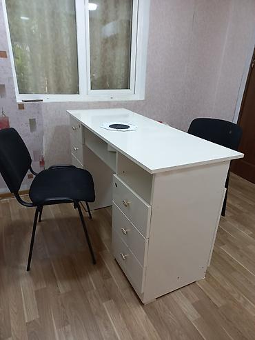 купить стол для маникюра б у: Manikur ucun masa palesosla bir yerde satilir unvan metro nesimi — 1