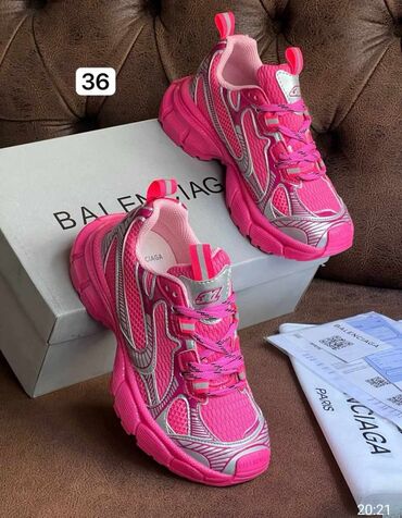 djak new balance: Balenciaga