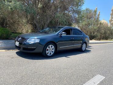 Volkswagen: Volkswagen Passat: 2 l | 2005 il Sedan — 2