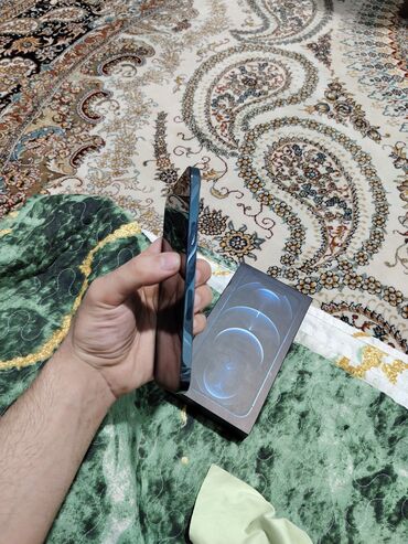 Apple iPhone: IPhone 12 Pro Max, 128 GB, Graphite, Face ID — 9