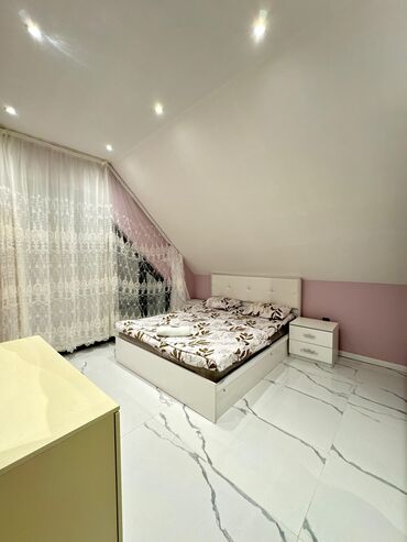 Günlük kirayə evlər: 200 kv. m, 5 otaqlı, Kombi, Qaz, İşıq — 5