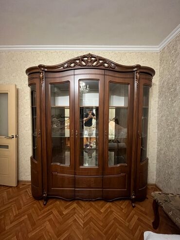 сервант бу: Сервант, Б/у, Дерево