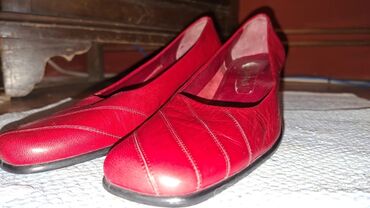 Salonke: Salonke, 38 na lalafo.rs — 11 Salonke: Salonke, 38 — 11