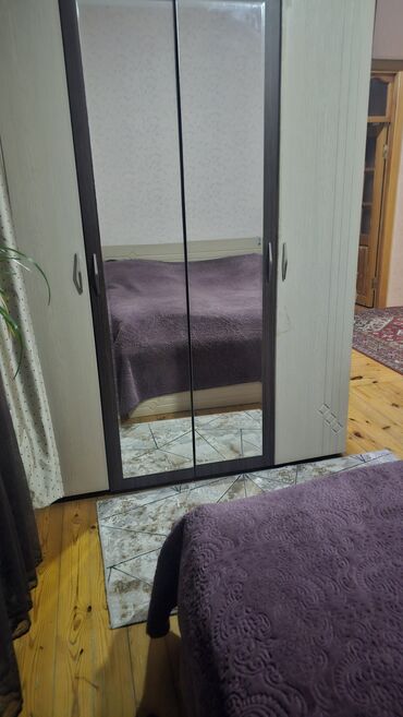 qoşa yataq: İkinəfərlik çarpayı, Dolab, Komod, İşlənmiş